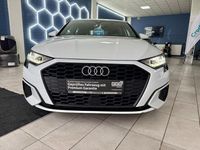Gebraucht Audi A3 Basis 116 PS (85 kW) 2022 Weiß Limousine