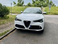 Gebraucht Alfa Romeo Stelvio Super 209 PS (153 kW) 2017 Weiß SUV
