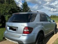 Gebraucht Mercedes ML350 272 PS (200 kW) 2008 Blau SUV