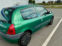 Gebraucht Renault Clio 58 PS (42 kW) 2000 Grün Kleinwagen