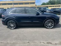 Gebraucht Porsche Cayenne 441 PS (324 kW) 2018 Blau SUV