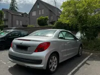 Gebraucht Peugeot 207 CC 120 PS (88 kW) 2009 Silber Cabrio
