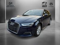 Gebraucht Audi e-tron 204 PS (150 kW) 2017 Cosmos blue SUV
