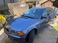 gebraucht BMW 318 318 i / 137000 Kilometer