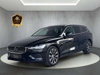 Gebraucht Volvo V60 Plus 197 PS (144 kW) 2023 Onyx black / metallic Kombi
