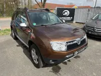 Używany Dacia Duster Lauréate 105 KM (77 kW) 2012 Brązowy SUV