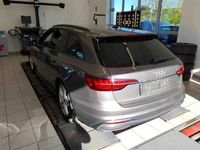 Gebraucht Audi A4 Advanced 204 PS (150 kW) 2022 Terragrau metallic Kombi