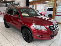Gebraucht VW Tiguan Team 140 PS (102 kW) 2011 Rot SUV