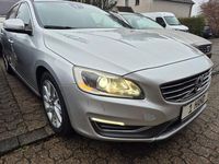 Gebraucht Volvo V60 114 PS (83 kW) 2016 Silber Kombi