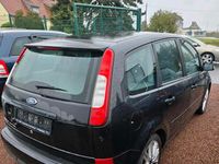 Używany Ford Focus Ghia 120 KM (88 kW) 2003 Czarny Minivan