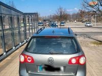 Gebraucht VW Passat 140 PS (102 kW) 2006 Grau Kombi