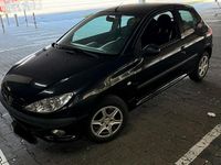 Gebraucht Peugeot 206 68 PS (50 kW) 2004 Schwarz Kleinwagen