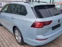 Neu VW Golf VIII Life 150 PS (110 kW) 2026 Crystal iceblue Kombi