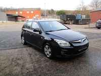 Gebraucht Hyundai i30 Edition 109 PS (80 kW) 2012 Schwarz Kombi