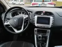 Usata Lancia Delta Silver 140 CV (102 kW) 2011 Grigio Utilitaria