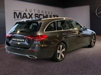 Gebraucht Mercedes C220 197 PS (144 kW) 2023 Metalliclack graphitgrau Kombi