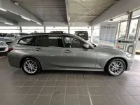 Gebraucht BMW 318 Sport Line 150 PS (110 kW) 2022 Skyscraper grau Kombi