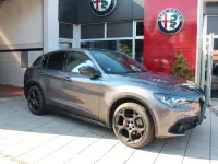 Gebraucht Alfa Romeo Stelvio Premium 209 PS (153 kW) 2023 Grau SUV