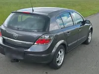 Gebraucht Opel Astra 90 PS (66 kW) 2009 Grau Limousine