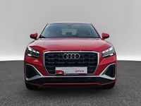 Gebraucht Audi Q2 Ambiente 150 PS (110 kW) 2021 Tangorot metallic SUV