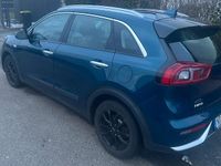 Gebraucht Kia Niro 141 PS (103 kW) 2018 Blau SUV