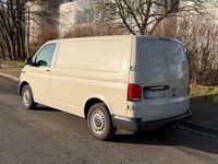 Gebraucht VW Transporter 110 PS (80 kW) 2020 Grau Van