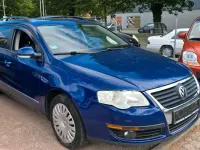 Gebraucht VW Passat 140 PS (102 kW) 2008 Blau Kombi