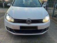 Gebraucht VW Golf VII 120 PS (88 kW) 2017 Weiß Kleinwagen