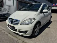 Gebraucht Mercedes A180 109 PS (80 kW) 2009 Weiß Limousine