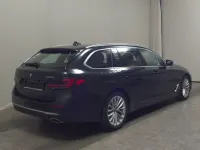 Gebraucht BMW 530e Luxury Line 292 PS (214 kW) 2023 Schwarz metallic Kombi