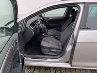 Gebraucht VW Golf VII Allstar 150 PS (110 kW) 2016 Tungsten silver Kombi