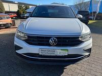 Gebraucht VW Tiguan Active 150 PS (110 kW) 2021 Weiß SUV