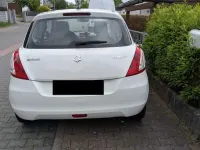 Gebraucht Suzuki Swift Basic 94 PS (69 kW) 2013 Weiß Kleinwagen