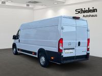 Gebraucht Opel Movano 140 PS (102 kW) 2024 Cassablanca weiß Van