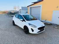Gebraucht Ford Fiesta 86 PS (63 kW) 2018 Weiß Kleinwagen