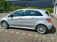 Gebraucht Mercedes B200 136 PS (100 kW) 2008 Silber Van / Kleinbus