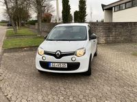 Gebraucht Renault Twingo Life 69 PS (50 kW) 2018 Crystal weiss Kleinwagen
