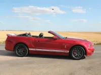 Gebraucht Ford Mustang Convertible 305 PS (224 kW) 2013 Rot Cabrio