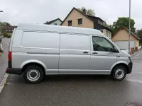 Gebraucht VW Transporter 150 PS (110 kW) 2017 Grau Van
