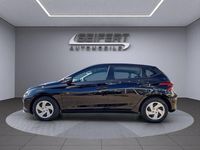 Neu Hyundai i20 Select 101 PS (74 kW) 2025 Aurora grey Limousine