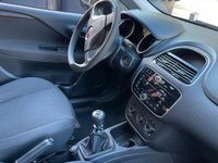 Gebraucht Fiat Punto 69 PS (50 kW) 2016 Grau Kleinwagen
