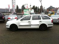 Gebraucht Skoda Octavia 102 PS (75 kW) 2011 Weiß Kombi