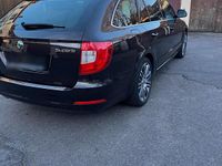 Gebraucht Skoda Superb 125 PS (91 kW) 2012 Kombi