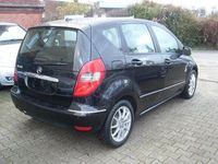 Gebraucht Mercedes A200 Avantgarde 136 PS (100 kW) 2011 Schwarz Van / Kleinbus