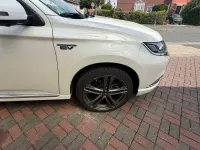 Gebraucht Mitsubishi Outlander P-HEV Top 135 PS (99 kW) 2021 Weiß SUV