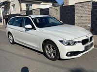 Gebraucht BMW 318 150 PS (110 kW) 2019 Weiß Kombi