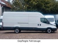 Gebraucht Iveco Daily 177 PS (130 kW) 2024 Weiß Van / Kleinbus