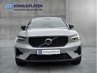 Neu Volvo XC40 Plus 163 PS (119 kW) 2026 Grau (vapour grey (grau)) SUV