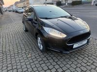 Gebraucht Ford Fiesta Trend 82 PS (60 kW) 2017 Schwarz Kleinwagen