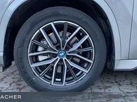 Gebraucht BMW iX1 M Sport 230 kW (313 PS) 2023 Silber SUV